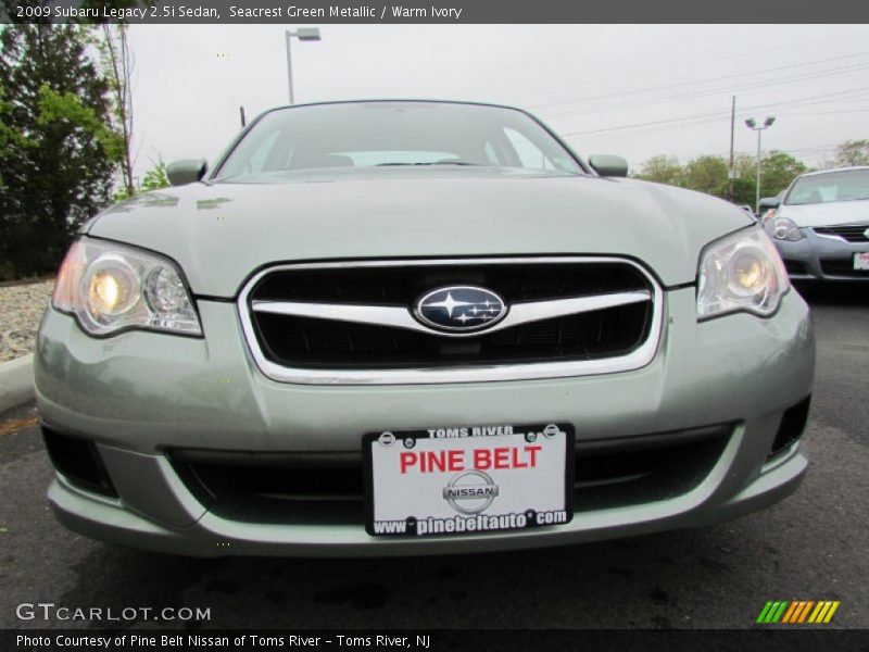Seacrest Green Metallic / Warm Ivory 2009 Subaru Legacy 2.5i Sedan