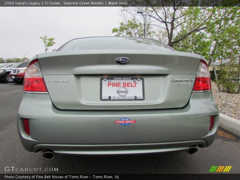 Seacrest Green Metallic / Warm Ivory 2009 Subaru Legacy 2.5i Sedan