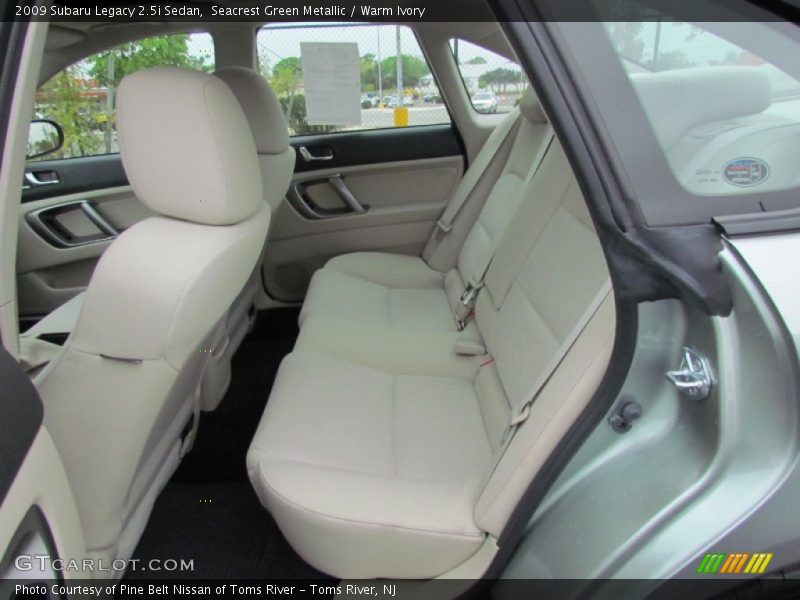 Seacrest Green Metallic / Warm Ivory 2009 Subaru Legacy 2.5i Sedan