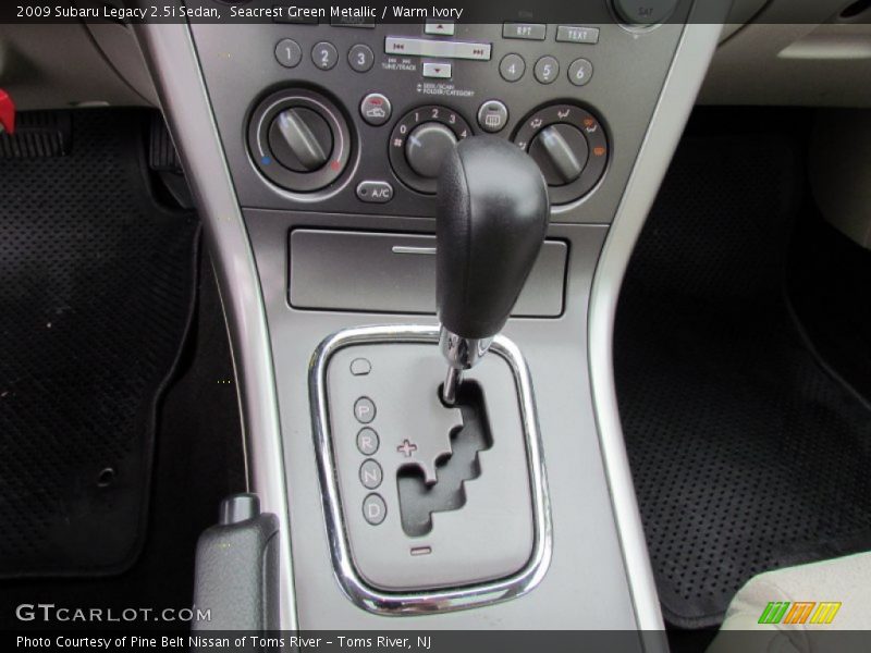 Seacrest Green Metallic / Warm Ivory 2009 Subaru Legacy 2.5i Sedan