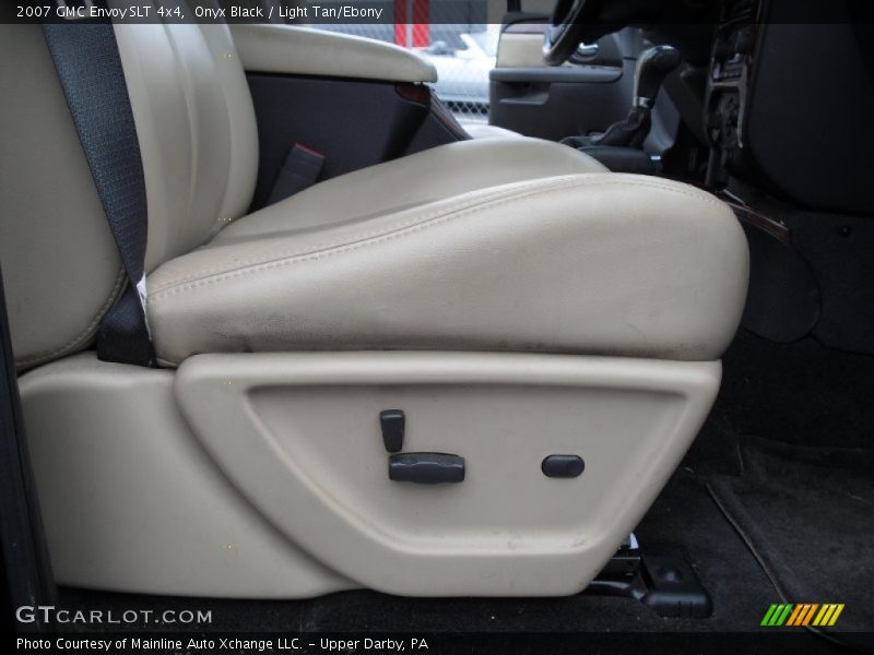 Onyx Black / Light Tan/Ebony 2007 GMC Envoy SLT 4x4