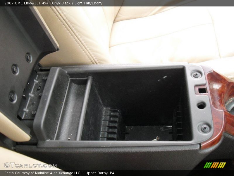Onyx Black / Light Tan/Ebony 2007 GMC Envoy SLT 4x4