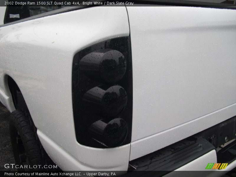 Bright White / Dark Slate Gray 2002 Dodge Ram 1500 SLT Quad Cab 4x4