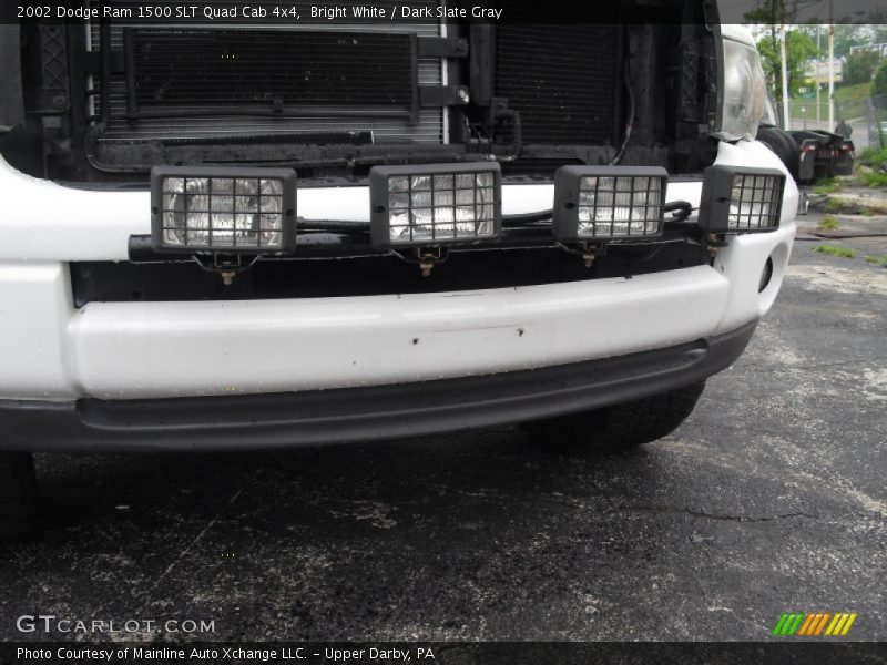 Bright White / Dark Slate Gray 2002 Dodge Ram 1500 SLT Quad Cab 4x4