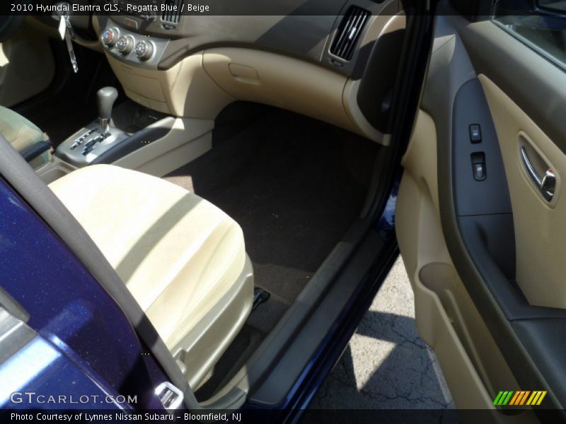Regatta Blue / Beige 2010 Hyundai Elantra GLS