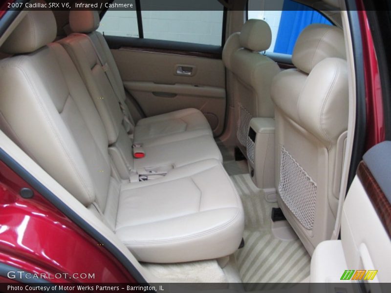 Infrared / Cashmere 2007 Cadillac SRX V6