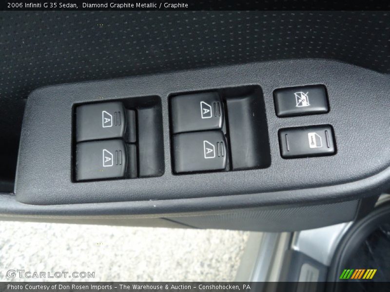 Controls of 2006 G 35 Sedan