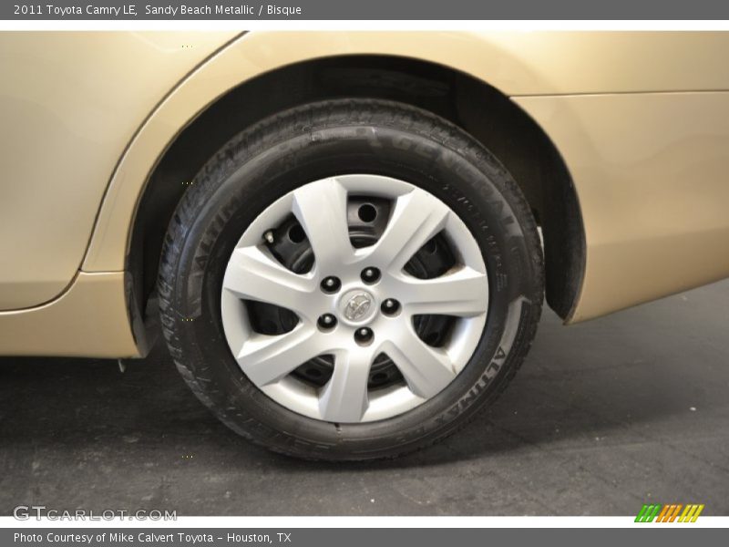 Sandy Beach Metallic / Bisque 2011 Toyota Camry LE