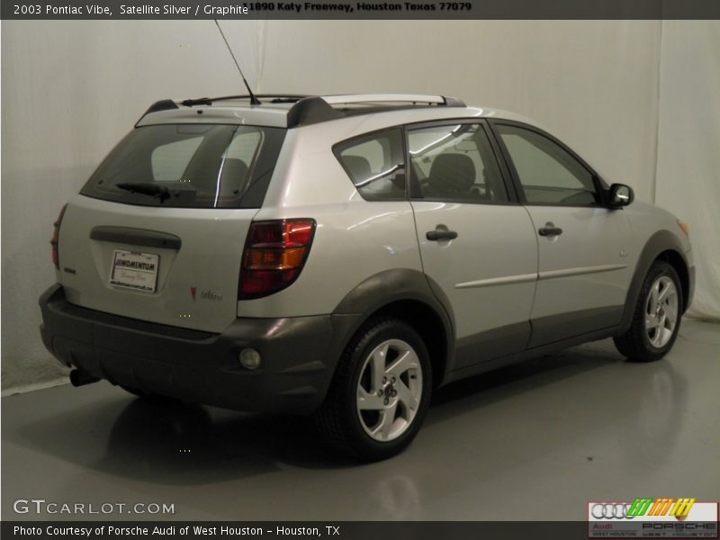 Satellite Silver / Graphite 2003 Pontiac Vibe