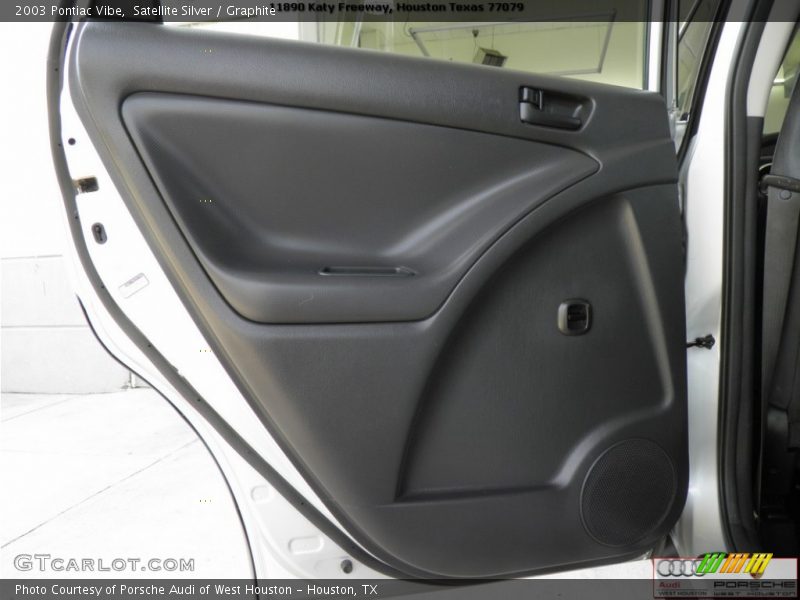 Satellite Silver / Graphite 2003 Pontiac Vibe