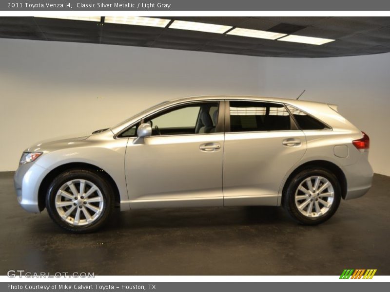 Classic Silver Metallic / Light Gray 2011 Toyota Venza I4