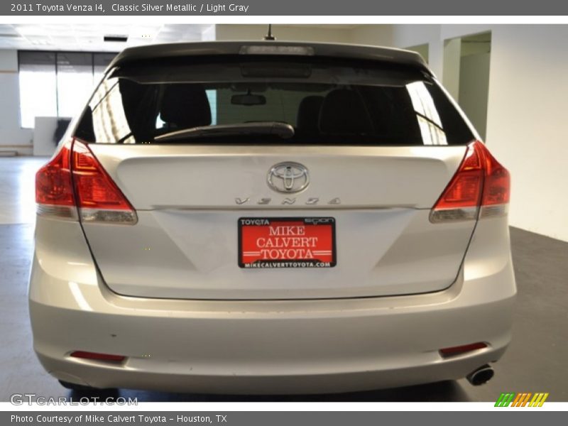 Classic Silver Metallic / Light Gray 2011 Toyota Venza I4