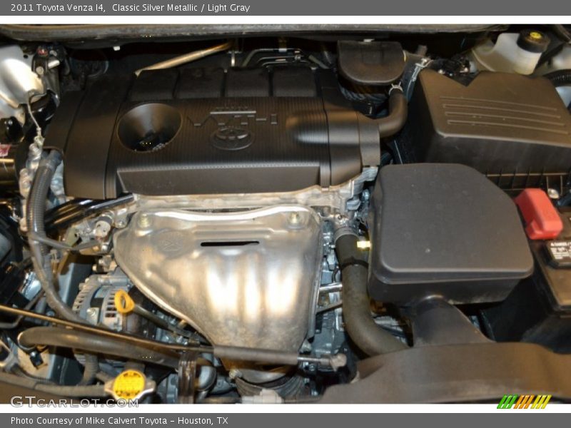 Classic Silver Metallic / Light Gray 2011 Toyota Venza I4