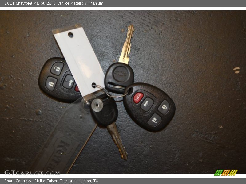 Silver Ice Metallic / Titanium 2011 Chevrolet Malibu LS