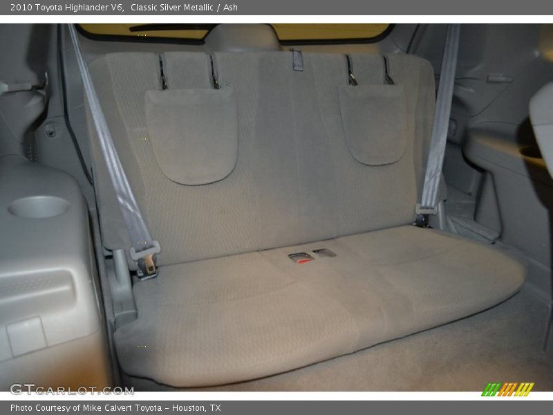 Classic Silver Metallic / Ash 2010 Toyota Highlander V6