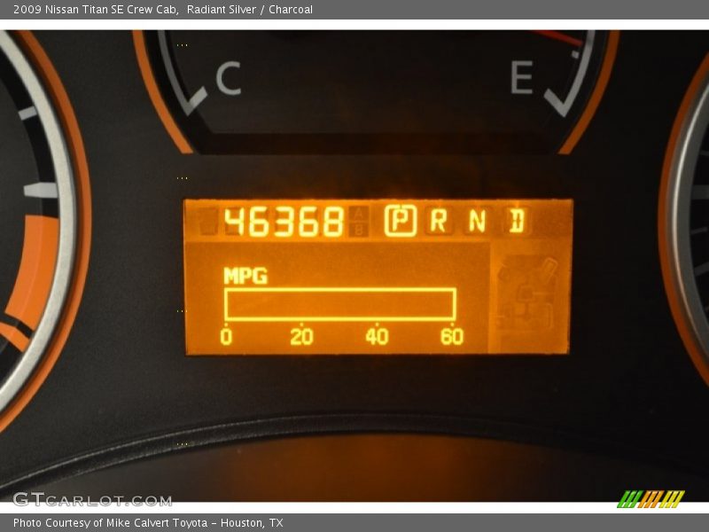 Radiant Silver / Charcoal 2009 Nissan Titan SE Crew Cab