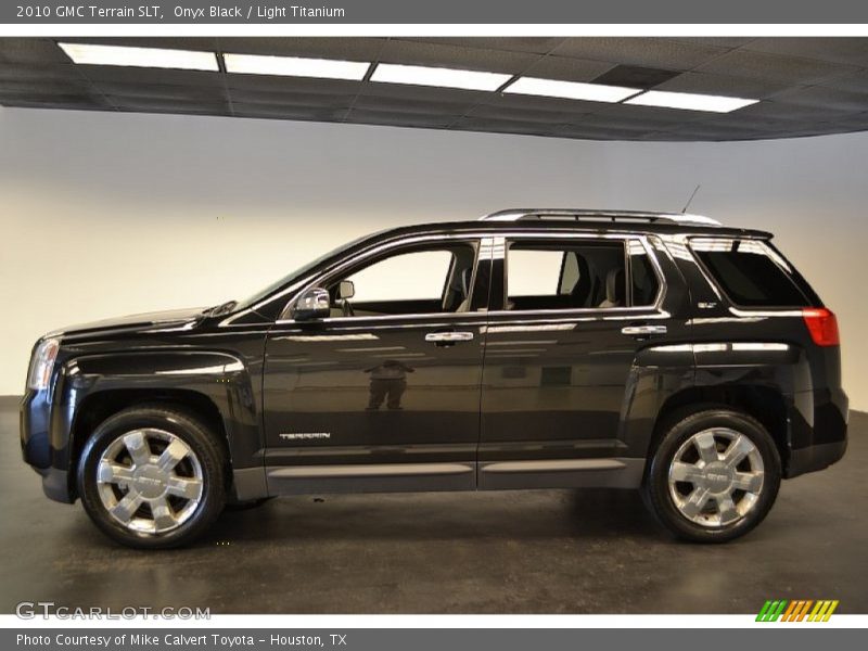 Onyx Black / Light Titanium 2010 GMC Terrain SLT