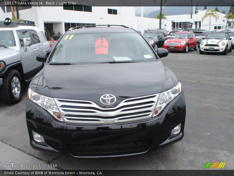 Black / Light Gray 2011 Toyota Venza I4