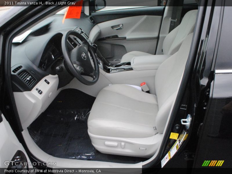 Black / Light Gray 2011 Toyota Venza I4