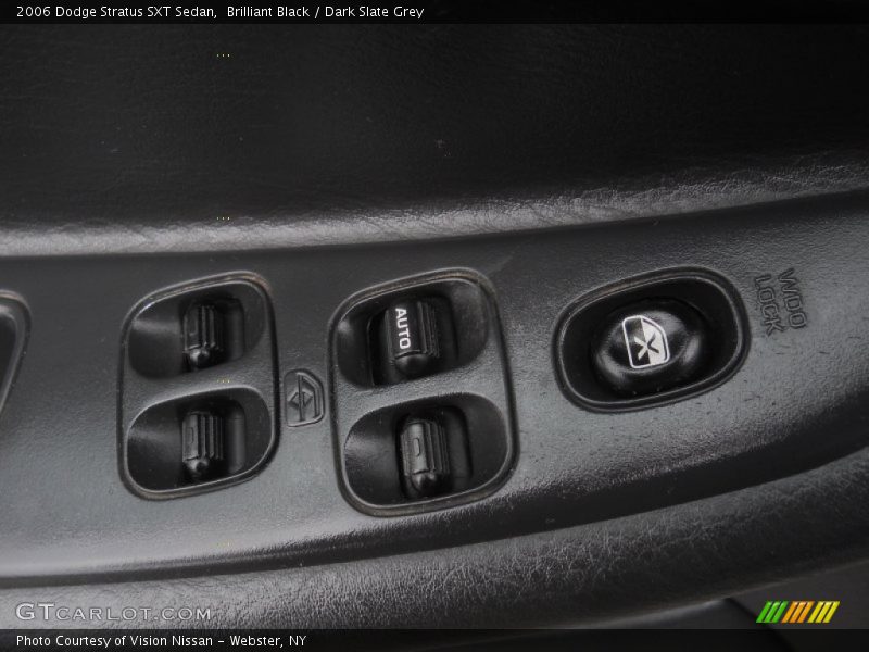 Brilliant Black / Dark Slate Grey 2006 Dodge Stratus SXT Sedan