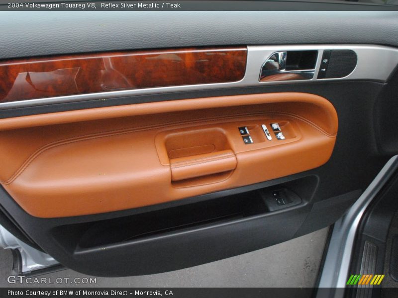 Reflex Silver Metallic / Teak 2004 Volkswagen Touareg V8