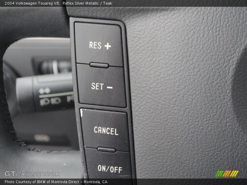Reflex Silver Metallic / Teak 2004 Volkswagen Touareg V8