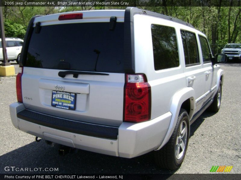 Bright Silver Metallic / Medium Slate Gray 2006 Jeep Commander 4x4
