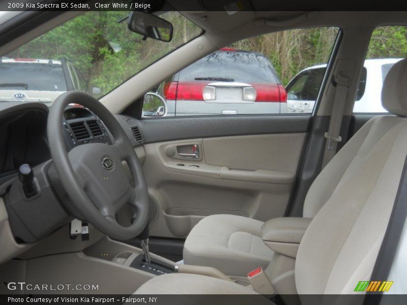 Clear White / Beige 2009 Kia Spectra EX Sedan