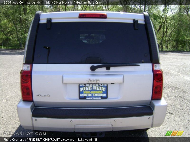 Bright Silver Metallic / Medium Slate Gray 2006 Jeep Commander 4x4