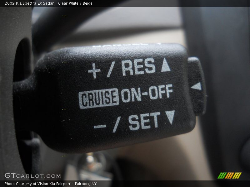 Clear White / Beige 2009 Kia Spectra EX Sedan