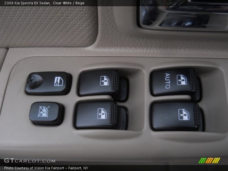 Clear White / Beige 2009 Kia Spectra EX Sedan