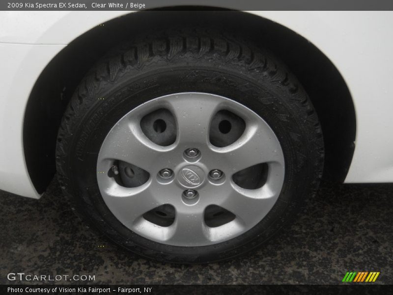 Clear White / Beige 2009 Kia Spectra EX Sedan