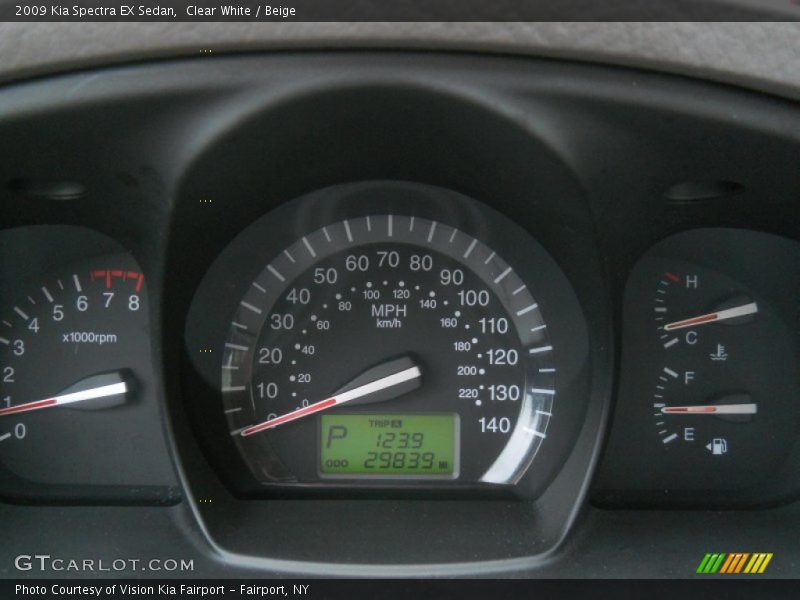 Clear White / Beige 2009 Kia Spectra EX Sedan