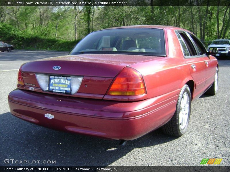 Matador Red Metallic / Medium Parchment 2003 Ford Crown Victoria LX