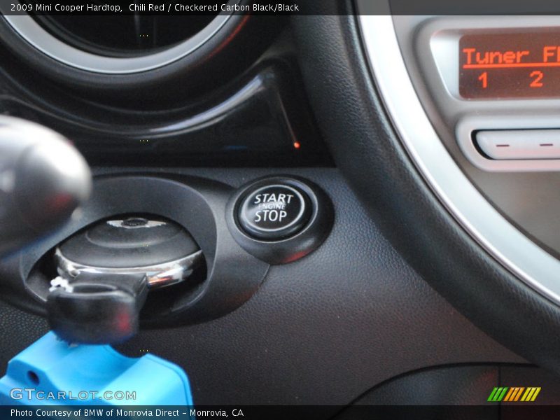 Chili Red / Checkered Carbon Black/Black 2009 Mini Cooper Hardtop