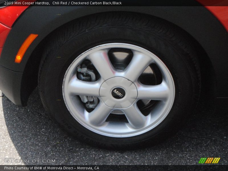 Chili Red / Checkered Carbon Black/Black 2009 Mini Cooper Hardtop