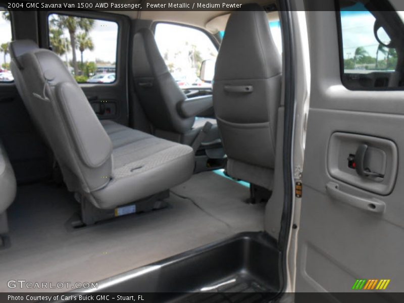 Pewter Metallic / Medium Pewter 2004 GMC Savana Van 1500 AWD Passenger