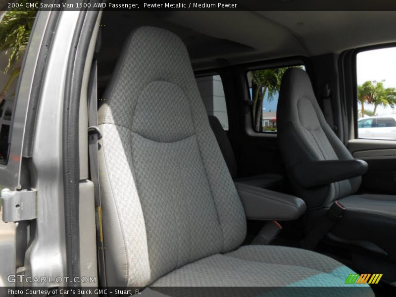 Pewter Metallic / Medium Pewter 2004 GMC Savana Van 1500 AWD Passenger