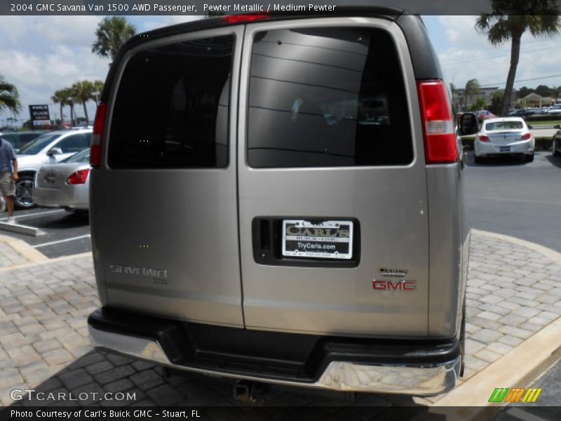 Pewter Metallic / Medium Pewter 2004 GMC Savana Van 1500 AWD Passenger