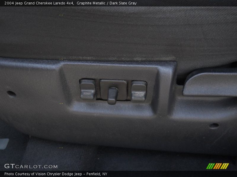 Graphite Metallic / Dark Slate Gray 2004 Jeep Grand Cherokee Laredo 4x4