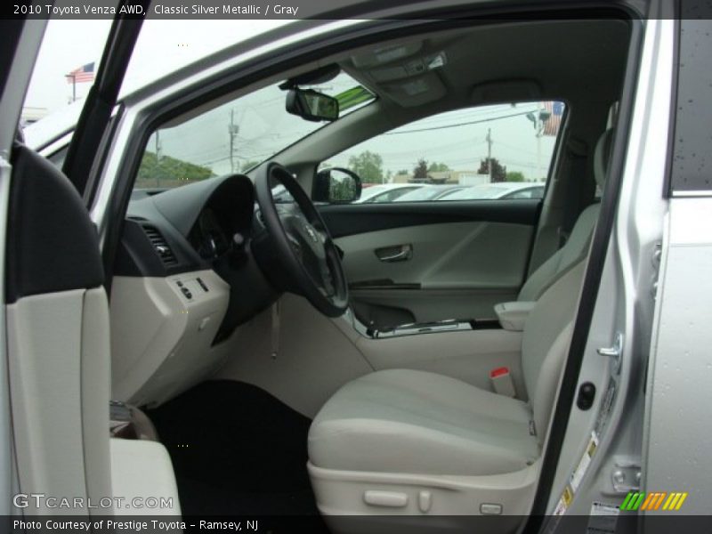 Classic Silver Metallic / Gray 2010 Toyota Venza AWD
