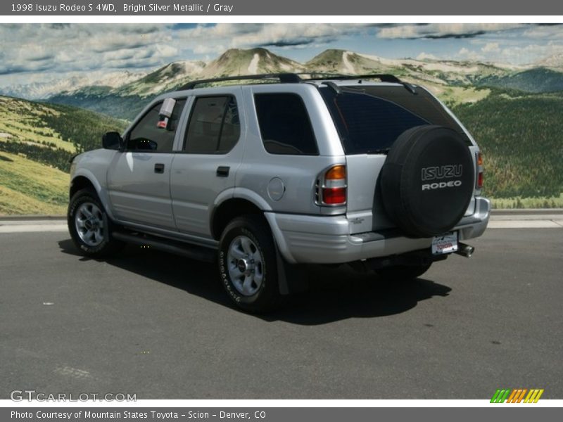 Bright Silver Metallic / Gray 1998 Isuzu Rodeo S 4WD