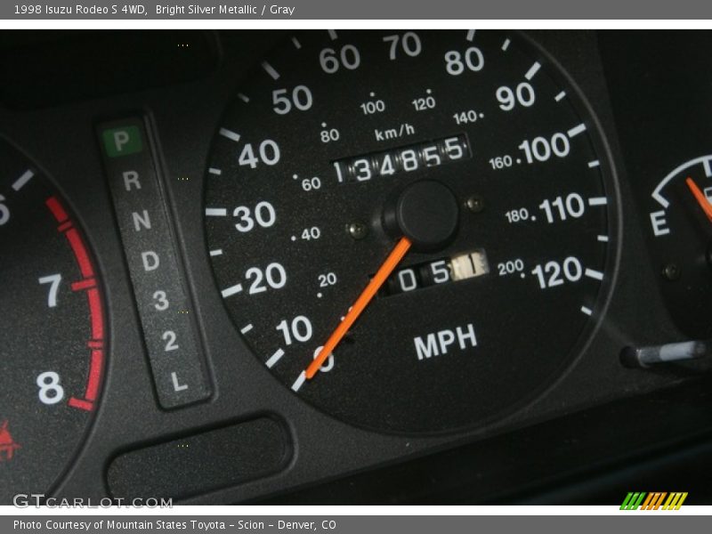 Bright Silver Metallic / Gray 1998 Isuzu Rodeo S 4WD
