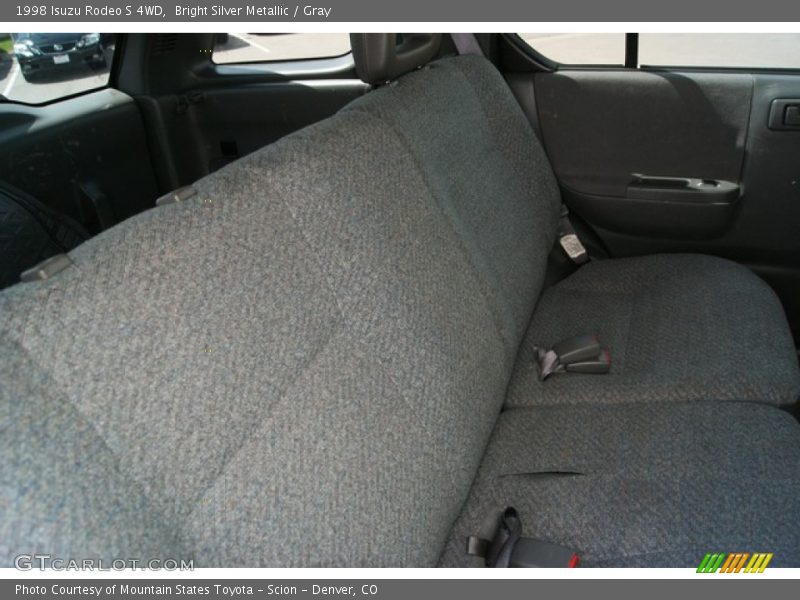 Bright Silver Metallic / Gray 1998 Isuzu Rodeo S 4WD