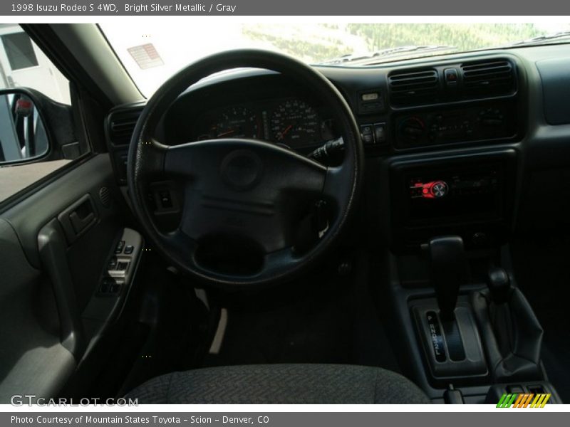 Bright Silver Metallic / Gray 1998 Isuzu Rodeo S 4WD