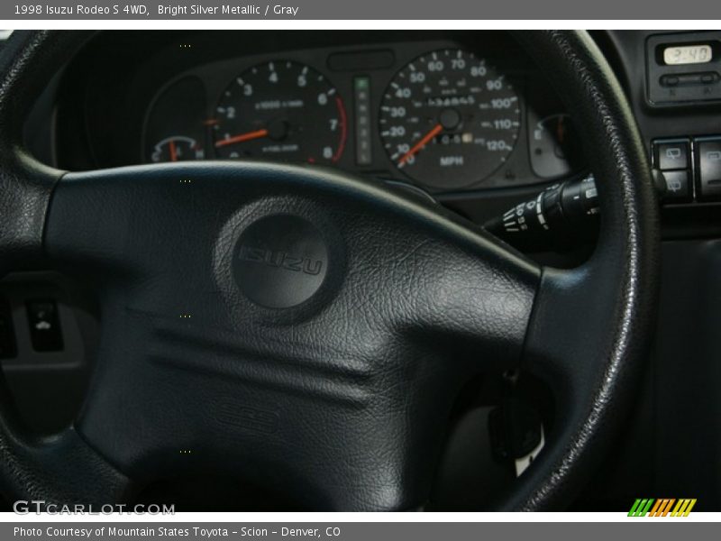 Bright Silver Metallic / Gray 1998 Isuzu Rodeo S 4WD