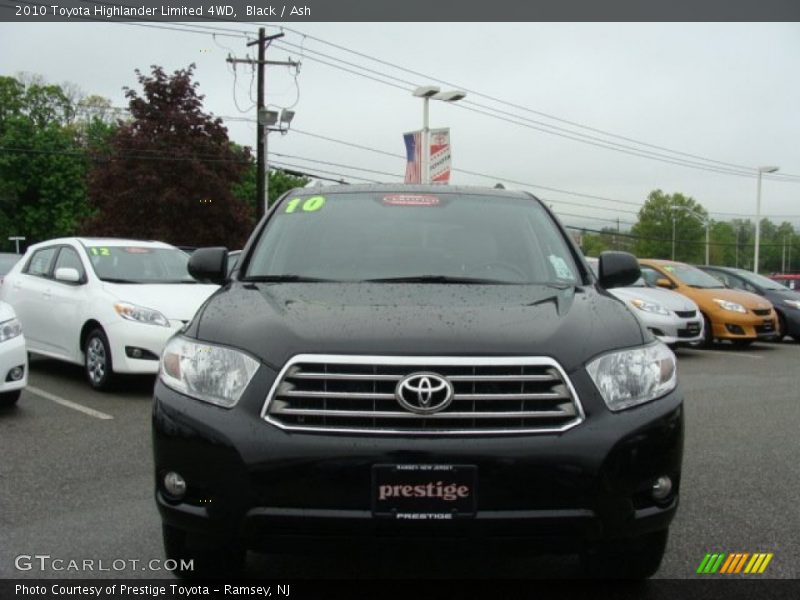 Black / Ash 2010 Toyota Highlander Limited 4WD