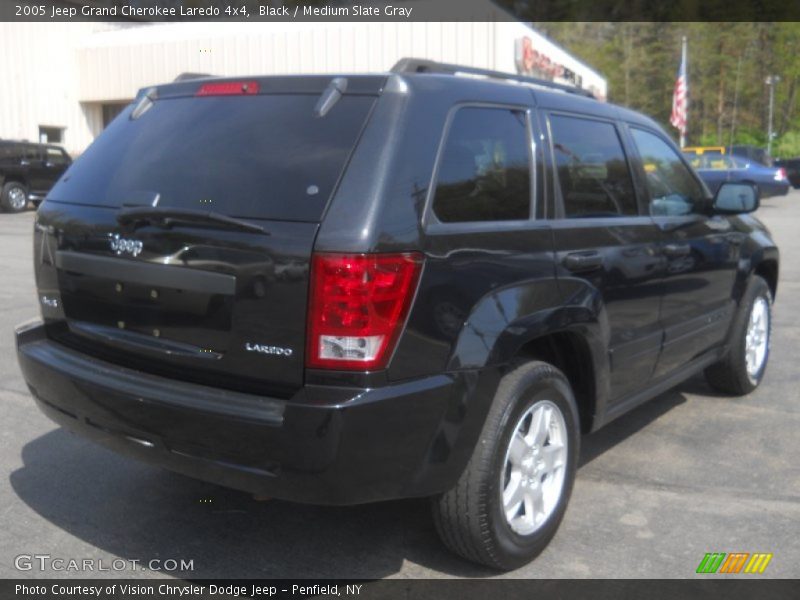 Black / Medium Slate Gray 2005 Jeep Grand Cherokee Laredo 4x4