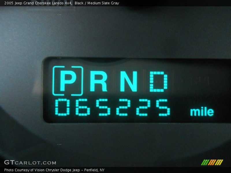 Black / Medium Slate Gray 2005 Jeep Grand Cherokee Laredo 4x4