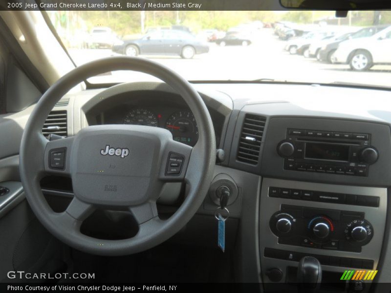 Black / Medium Slate Gray 2005 Jeep Grand Cherokee Laredo 4x4